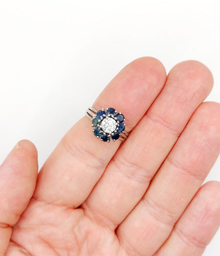 Bague 52 Bague marguerite Art déco en platine et diamant 0,65 ct, saphirs 58 Facettes A06577