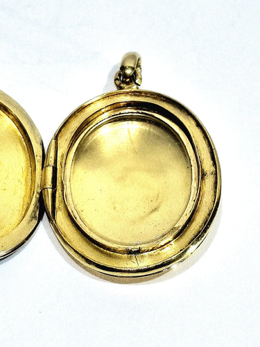 Pendentif Pendentif Photo en or jaune et émail 58 Facettes