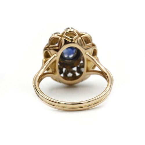 Bague 56 Bague or, saphir et diamants 58 Facettes 1031