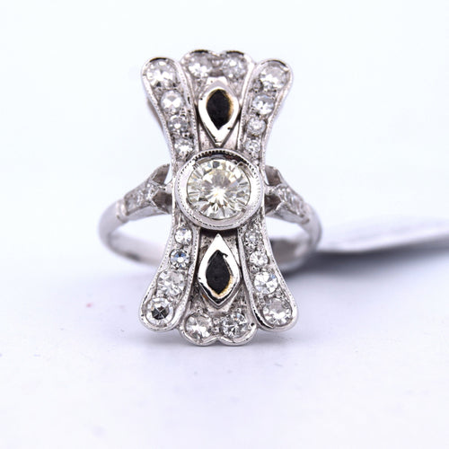 Bague 54 Bague en or avec onyx et diamants 58 Facettes