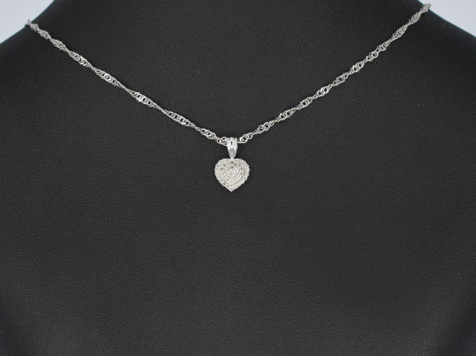 Pendentif Pendentif en or blanc en forme de coeur avec diamants 58 Facettes 2078