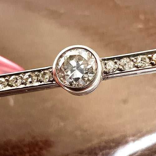 Broche Broche Barrette Art Deco en Diamants – Platine & or 18 carats, 1920 58 Facettes 475