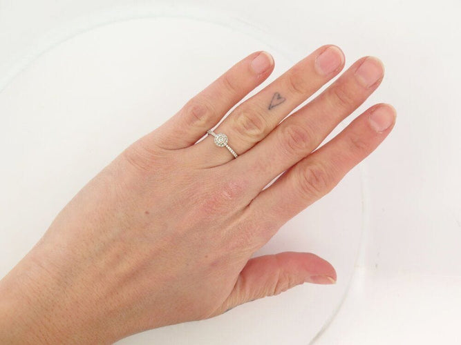 Bague 53 bague juliette juliette paris trait d'union entourage diamant or j0383w 53 58 Facettes 266196