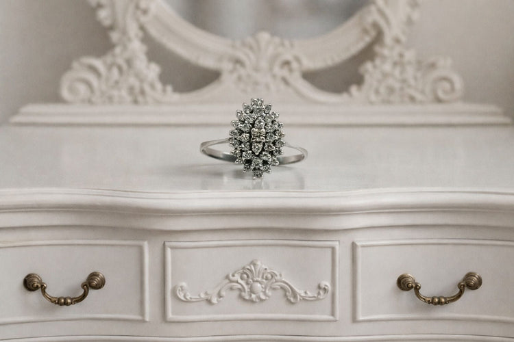 Bague Bague en or blanc avec diamants 58 Facettes 50286