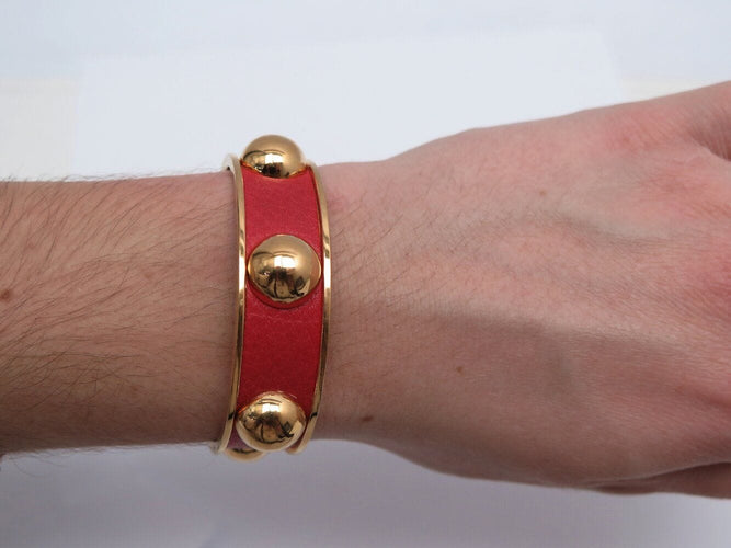 Bracelet bracelet HERMES jonc en cuir rouge et metal dore red  en 58 Facettes 272251
