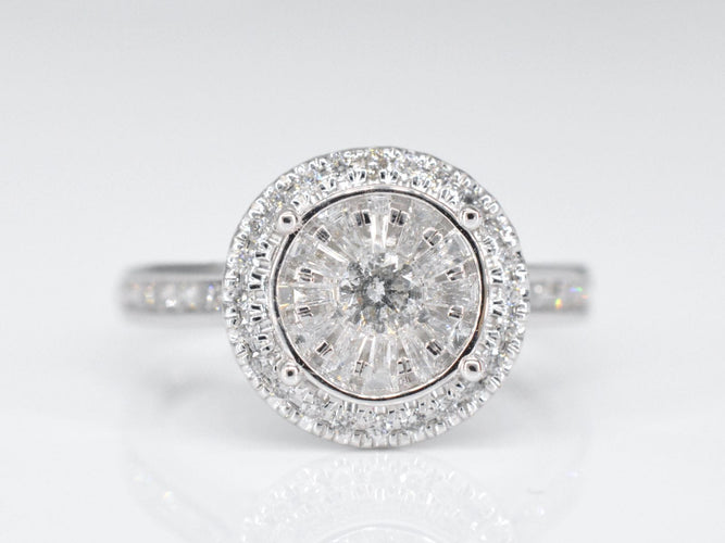 Bague 54 Bague d'entourage en or blanc avec diamants 58 Facettes 2008