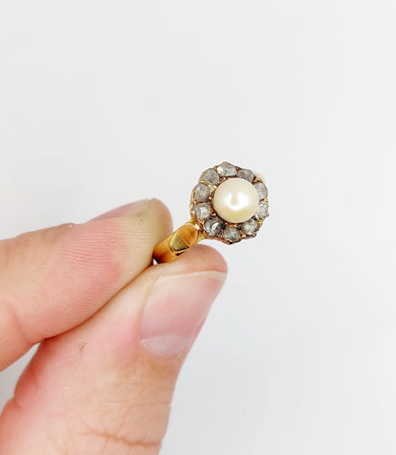 Bague 56 Bague marguerite antique or rose 18k perle et diamants taille roses (circa 1900) 58 Facettes A06199