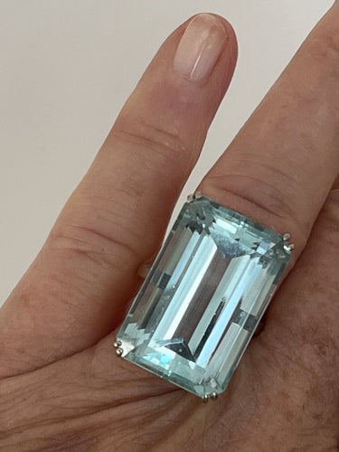 Bague 52 Bague or blanc Aigue-Marine 58 Facettes 5703