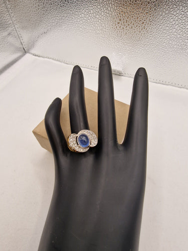 Bague 54 Bague cocktail vintage cabochon en or blanc et jaune, saphir et diamants 58 Facettes