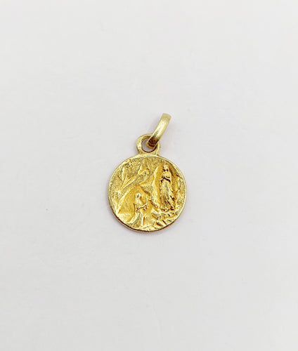 Pendentif Petite Médaille religieuse vintage or jaune 58 Facettes A05625