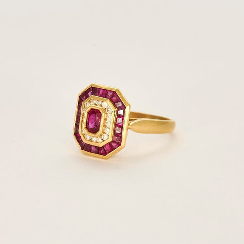 Bague 58 Bague rectangulaire diamants rubis calibrés 58 Facettes