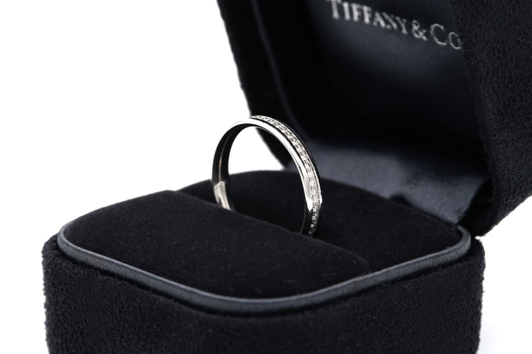 Anillo contemporáneo Tiffany&co Metro en oro blanco de 18 quilates engastado con diamantes 