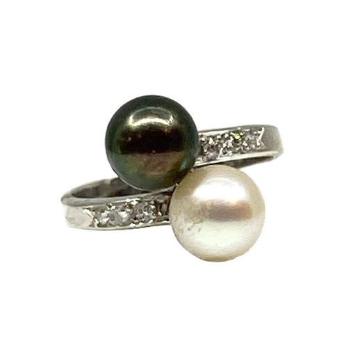 Bague 50 Bague toi et moi or blanc diamants perle Tahiti et perle blanche 58 Facettes AB604