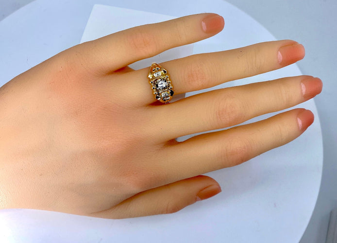 Bague 54 Bague en or jaune et diamants 58 Facettes AB311