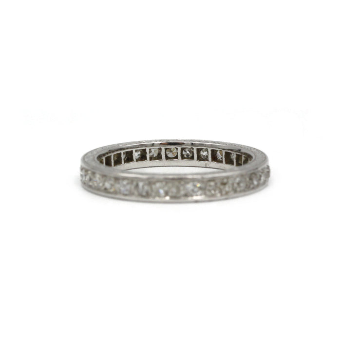 Wedding ring - Platinum and diamonds