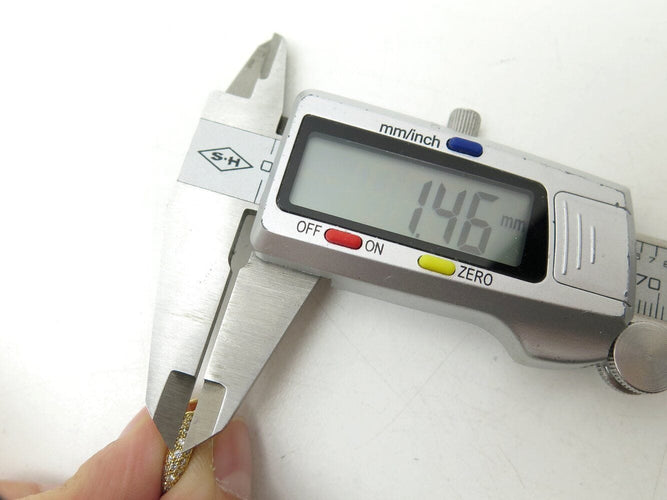 Boucles d'oreilles boucles d'oreilles creoles CARTIER etincelle or jaune 18k pavees s 58 Facettes 270594