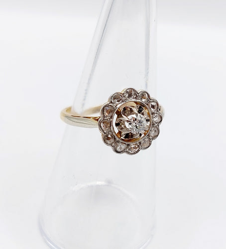 Noin vuoden 1910 Päivänkakkara sormus 18k kullasta, Platina ja timantit 