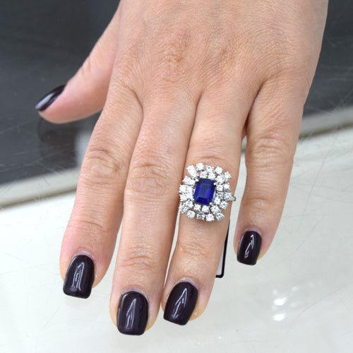 Bague Bague en or blanc 18 carats avec saphir et diamants 58 Facettes