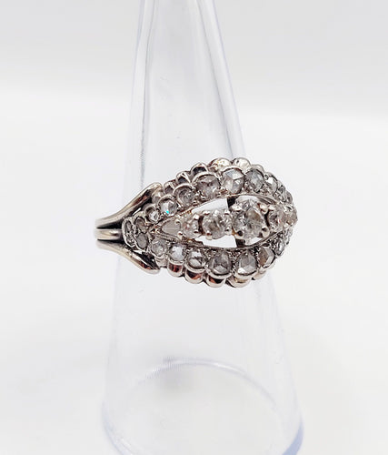 Bague 53.5 Bague bombée Art déco en or blanc 18k et platine, diamants taille ancienne et roses 58 Facettes A06454