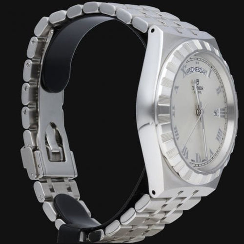 Montre Tudor Montre Royal 58 Facettes MT44210