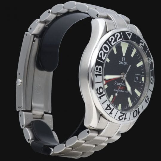 Montre Omega Montre Seamaster Diver 300M Gmt 58 Facettes MT40527