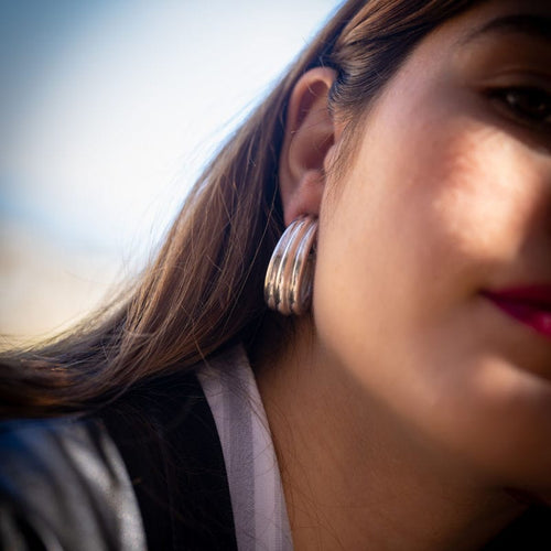 Boucles d'oreilles HERMES - Clips d'oreilles - en argent, poinçon de maître Lucien Vachey 58 Facettes