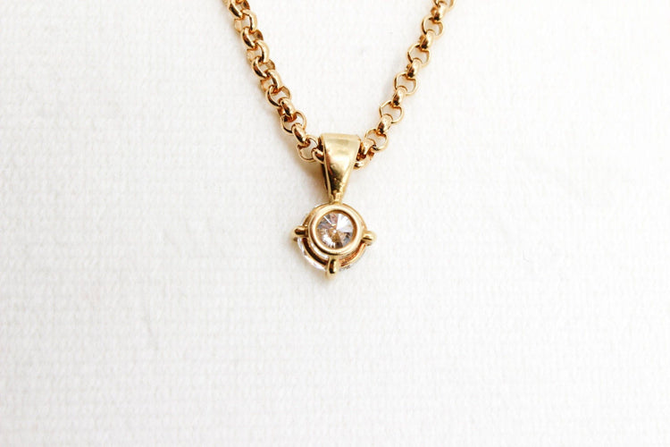 Pendentif Pendentif or jaune, diamants 58 Facettes 240306