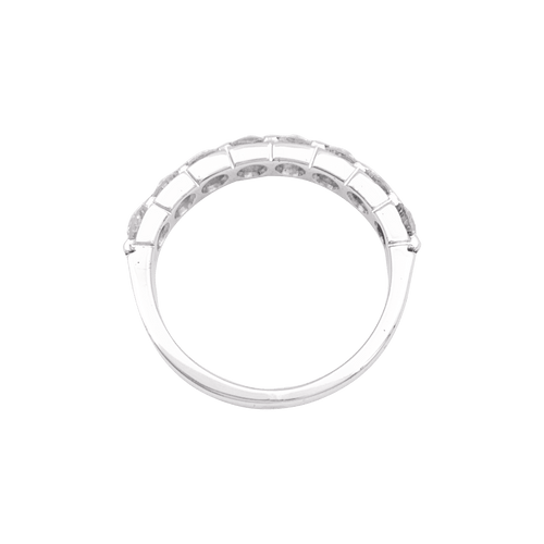 Bague 52.5 Demi-alliance or blanc et diamants. 58 Facettes 34472