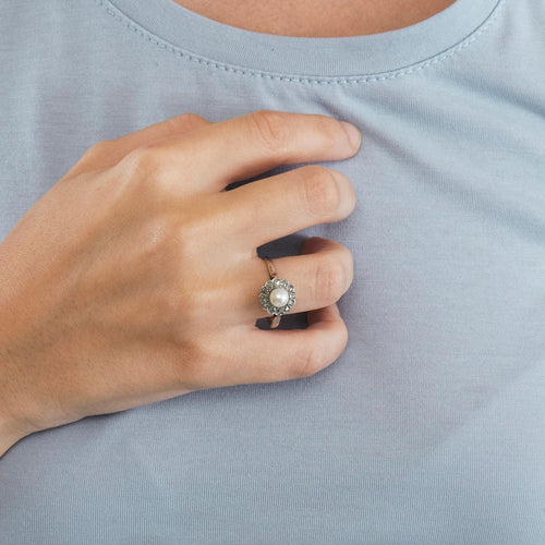 Bague Bague marguerite ancienne perle et diamants 58 Facettes