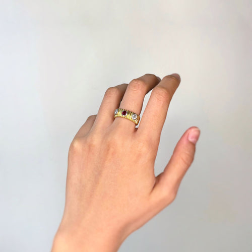 Bague 54 Bague Godronnée - Or, Diamants & Rubis 58 Facettes 250396R