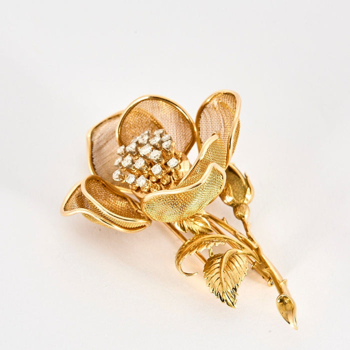 Broche Broche fleur articulée, or jaune, platine et diamants 58 Facettes YD2