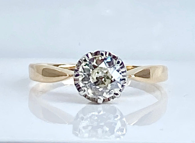 Bague 56 Bague solitaire en or jaune et platine, diamant 58 Facettes AB478