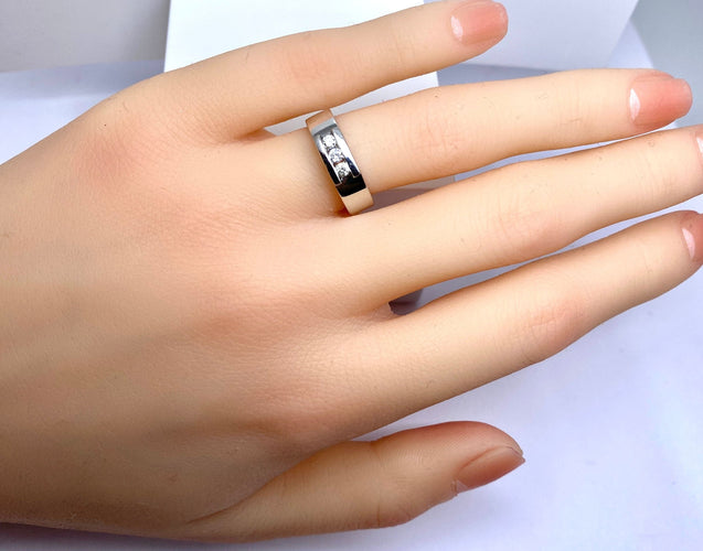 Bague 49 Bague en or blanc 18 carats, trilogie 3 diamants 58 Facettes AB532