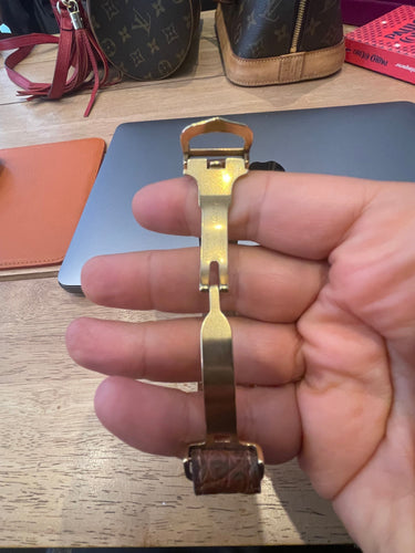 Montre CARTIER - Montre Tank - Must de Cartier 58 Facettes