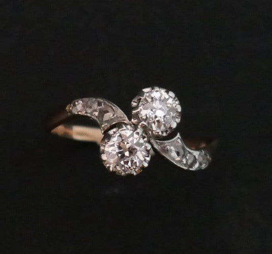 Bague 55.5 Bague Ancienne Toi et Moi Diamants, Or et Platine 58 Facettes