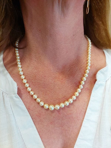 Collier COLLIER DE PERLES EN CHUTE 58 Facettes 085091
