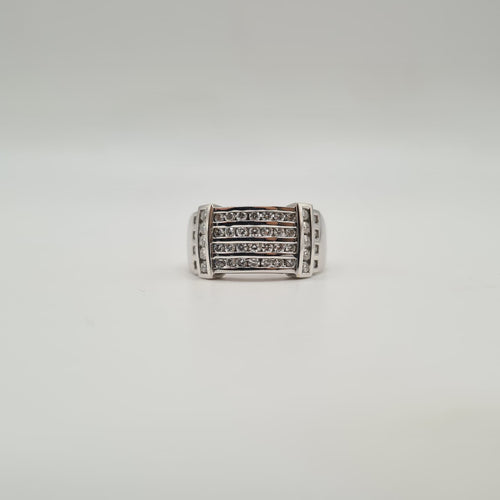 Bague 54.5 Bague or blanc 18 carats sertie de 3 rangées de diamants 58 Facettes