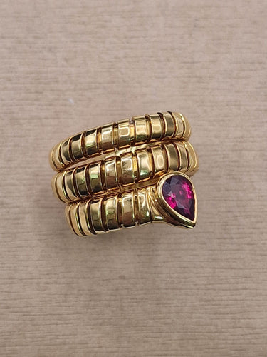 Bague 51 Bvlgari - Bague Tubogas vintage en or jaune 18k et rubis 58 Facettes