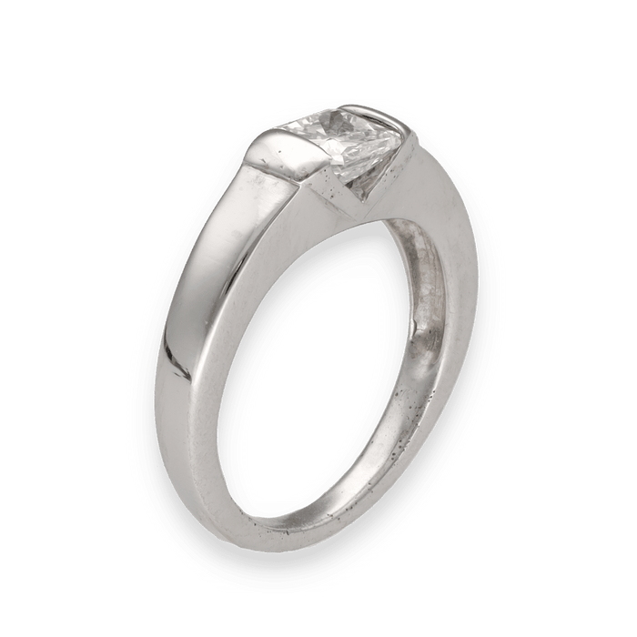 Bague 48 Bague jonc en or blanc avec un diamant 58 Facettes