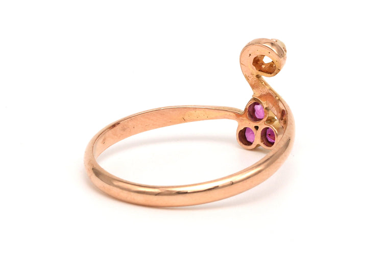 Bague 56 Bague Art Nouveau en or jaune 18 carats sertie d'une perle et de rubis de synthèse 58 Facettes 19485