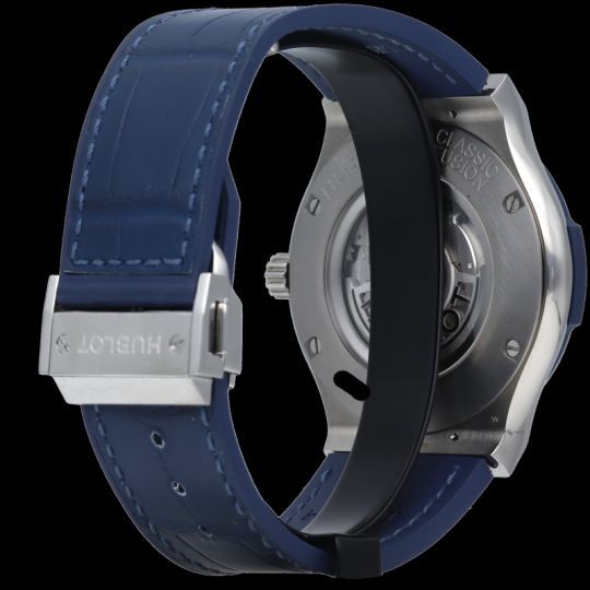 Hublot Classic Fusion Titanblaue Uhr