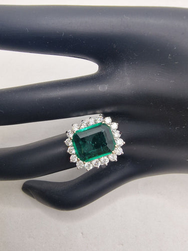 Bague Bague Cluster Émeraude Or Blanc et Diamants 58 Facettes