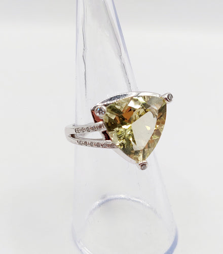 Bague 50 MAUBOUSSIN - Bague "Mes couleurs à toi" or blanc, citrine troïdia et diamants 58 Facettes A06276