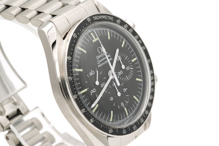 Montre Omega - Montre Speedmaster Moonwatch chronographe 145.022 58 Facettes Omega-speed