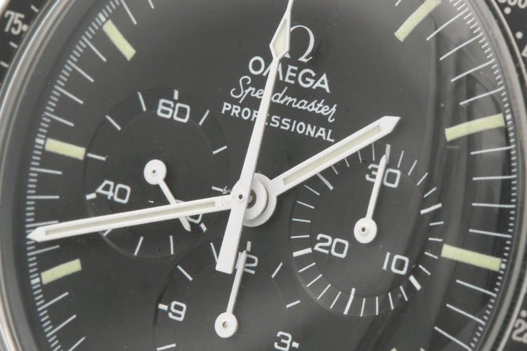 Montre OMEGA - Montre Speedmaster Moonwatch chronographe 145.022 58 Facettes Omega-speed