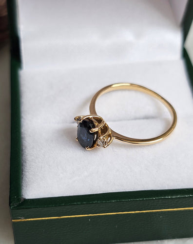 Bague 53 Bague or jaune, Saphir, Diamants 58 Facettes 693