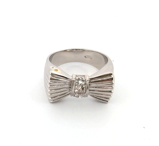 Anello In platino con diamanti