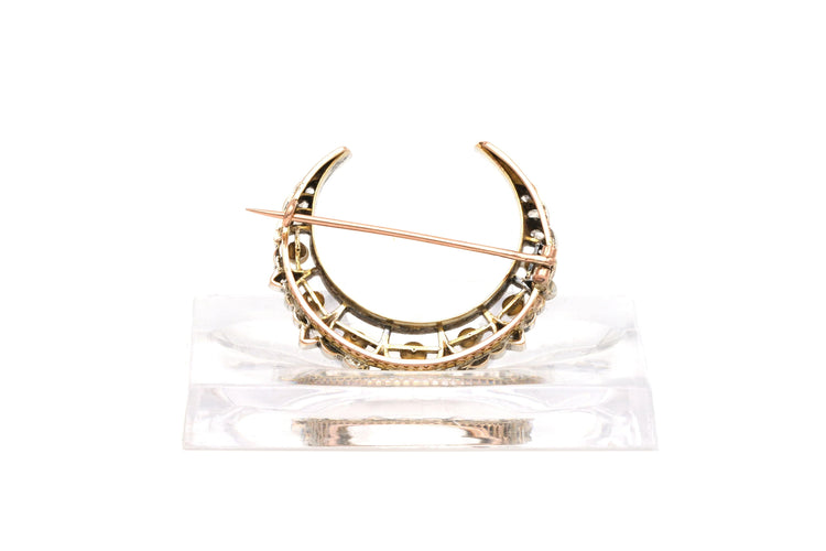 Broche Broche Napoléon III en or jaune 18 carats et argent sertie de perles et de diamants "taille" rose 58 Facettes B513