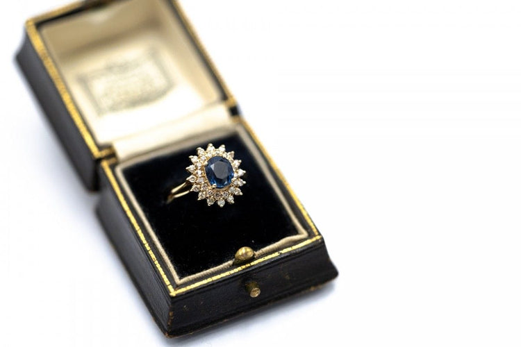 Bague Bague avec saphir et diamants en or jaune 14 carats 58 Facettes 11772