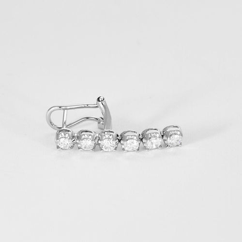 Boucles d'oreilles Paire de boucles d'oreilles en or blanc et diamants 58 Facettes CAN1354